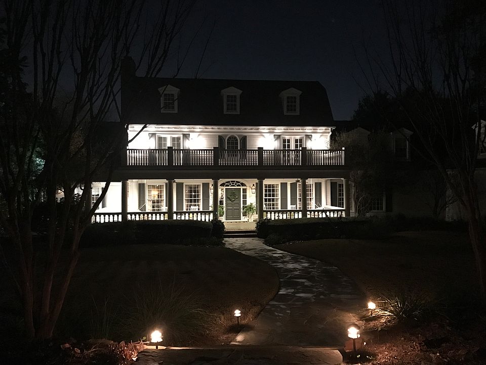 1st image of 2281 Creekridge Dr