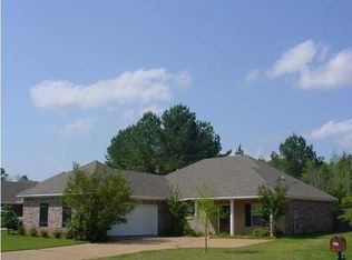 116 Susan Ln, Brandon, MS 39042