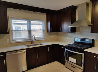 85-55 144th St #1, Jamaica, NY 11435