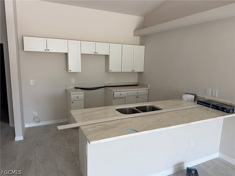 2nd image of 703 SE 8th St