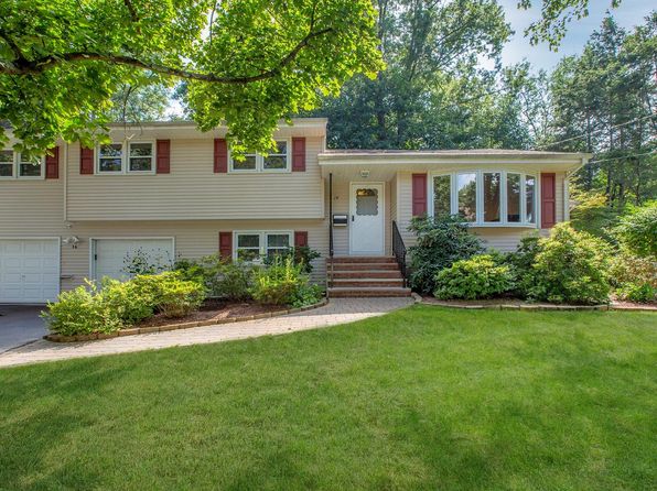 14 Ridge Rd, Cresskill, NJ 07626