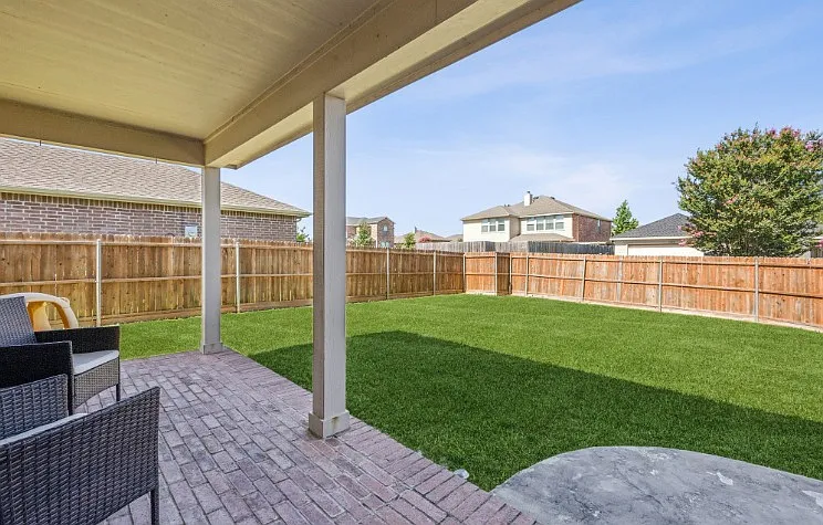 1609 Brandon Dr — Photo 7