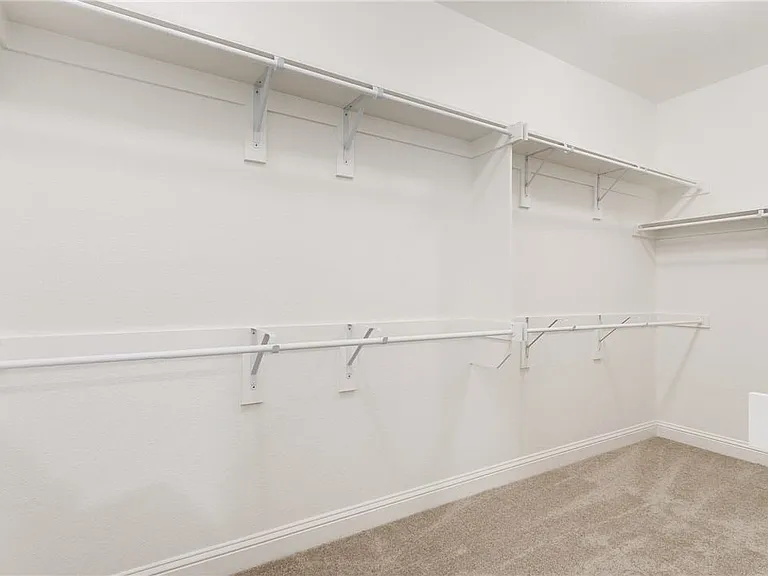 601 Beechwood Dr — Photo 16