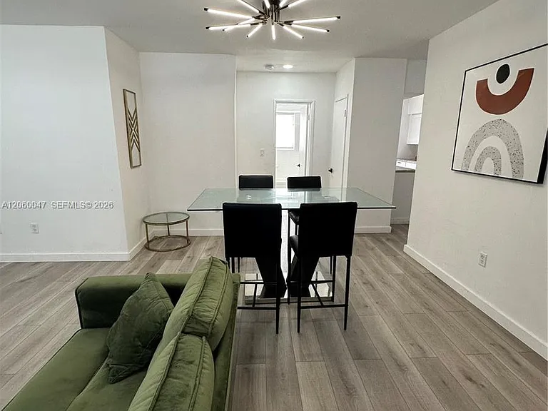 316 Surfside Blvd #1 — Photo 3