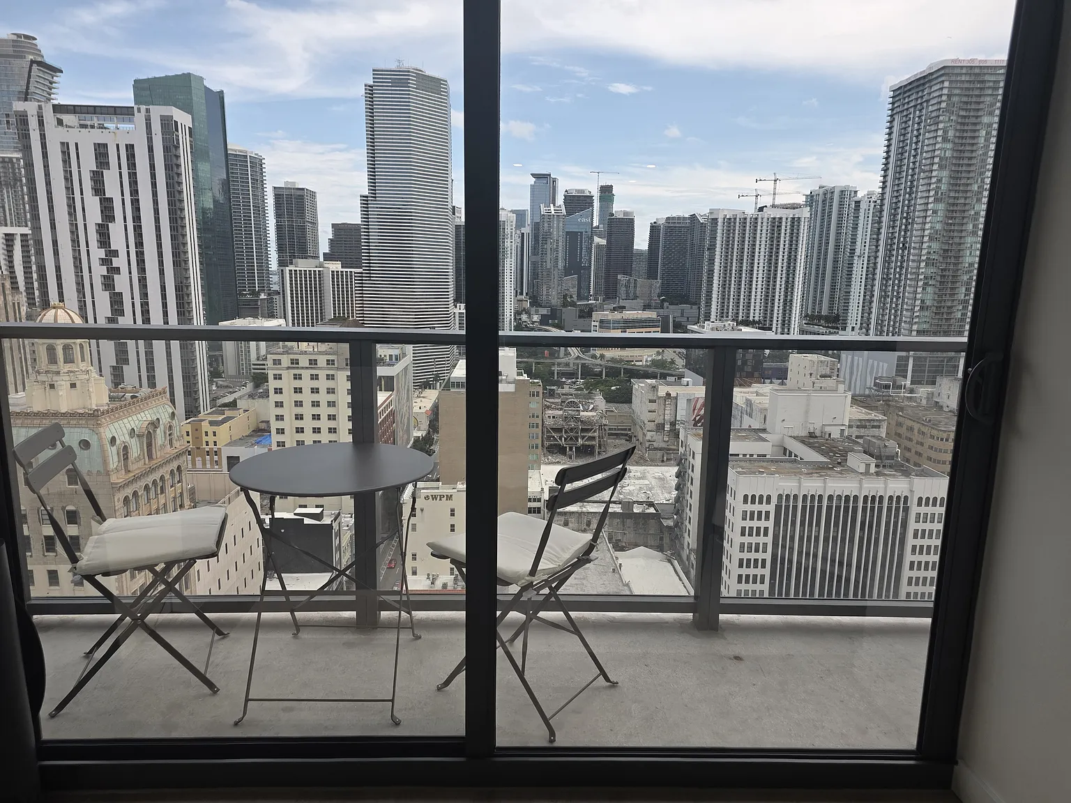1 bed, 580 sqft, $2,550 — Photo 3