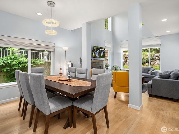 5th image of 535 S 51st Court