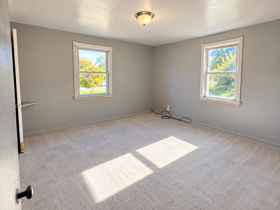2 bed, 1.0 bath, 940 sqft, $900 — Photo 4