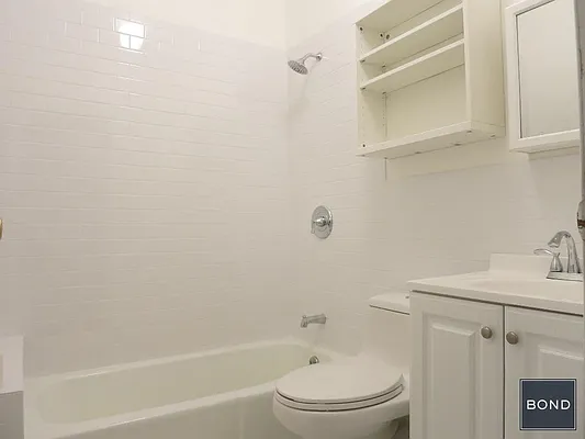 Rented by Bond New York | media 25