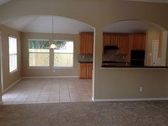 5th image of 6003 Heather Dr