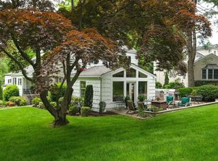 147 Burkewood Rd, Mount Vernon, NY 10552