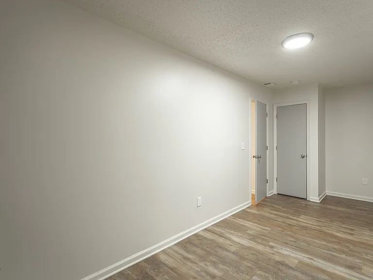 Kate's View Apartments | Updated North Chattanooga Apartments with Scenic Views — Photo 31