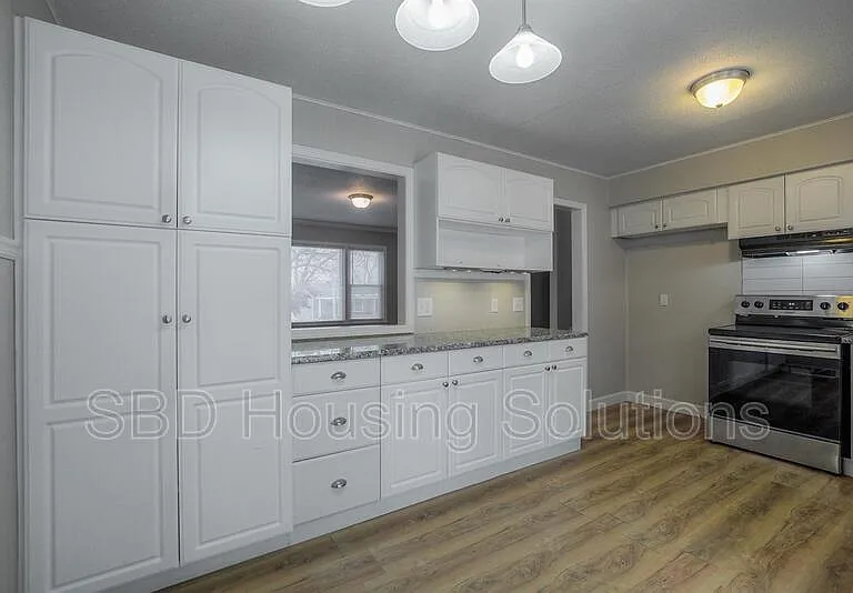 16003 E 35th St S — Photo 17