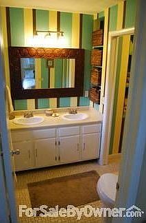 Dining Room
						:
						Dining room with slider to large new deck.