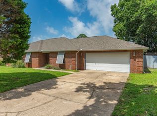 4 Windale Rd, Mary Esther, FL 32569