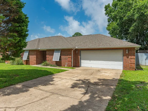 4 Windale Rd, Mary Esther, FL 32569