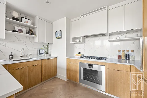 Sold by Compass | media 4