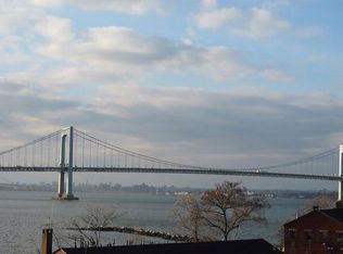1556 Waters Edge Dr, Bayside, NY