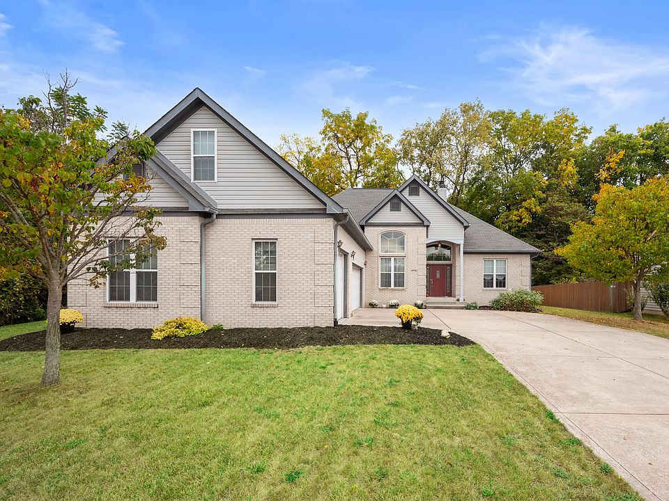 1st image of 9928 Fountain Cove Dr
