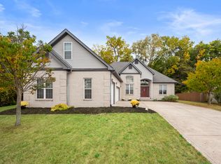 9928 Fountain Cove Dr, Indianapolis, IN