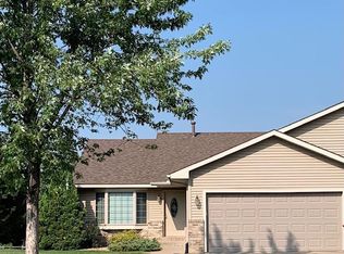 1631 Southridge Rd, River Falls, WI 54022