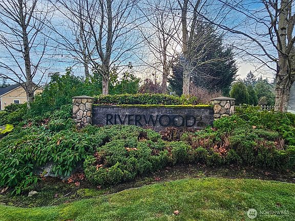 4th image of 4144 Riverwood Drive SE