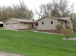 507 Broad St, Alcester, SD 57001