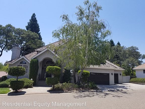 2nd image of 2520 Belmont Way