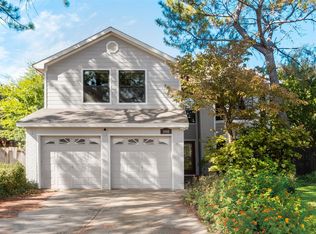 1448 Ryan Ct, Grapevine, TX 76051