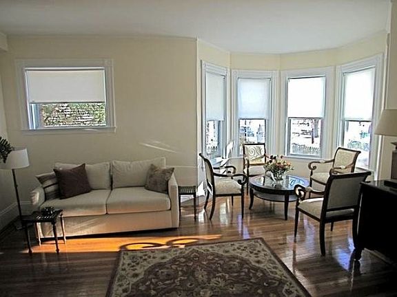 3rd image of 173 Davis Ave #5A