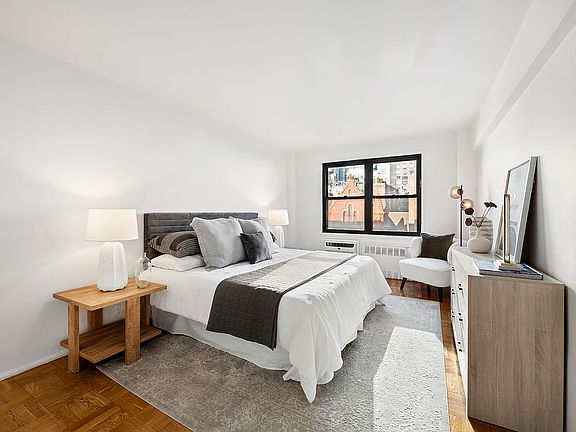 4th image of 408 W 57th St APT 7I