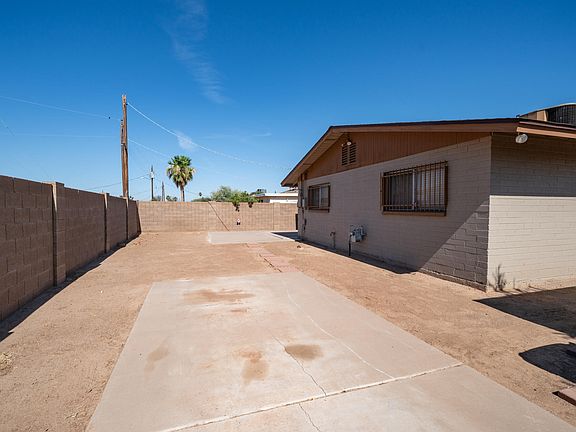 5th image of 1951 E MARGUERITE Avenue