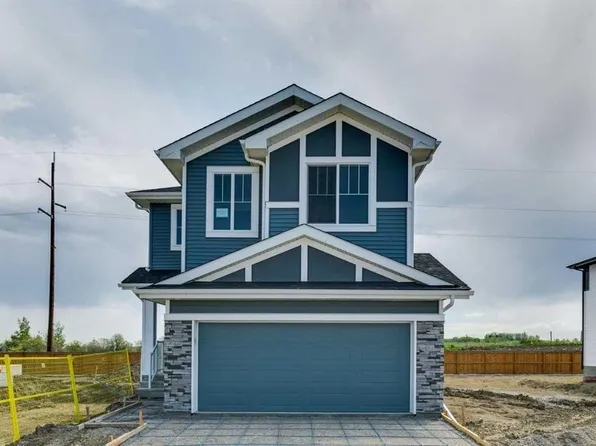 156 N Southborough Cmn, Cochrane, AB T4C 3J6