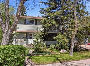 2338 Easthill, Saskatoon, SK S7J3E5