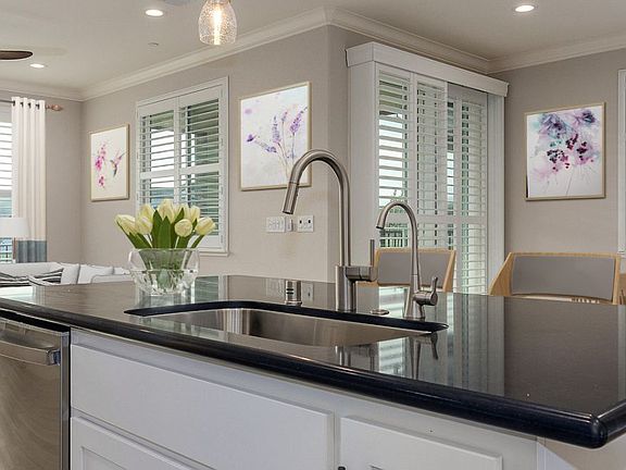 Homesite 58 Virtual Staged Kitchen