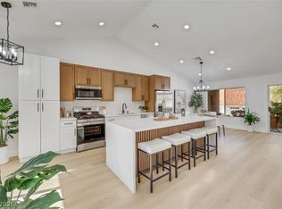 2448 Sunup Dr, Las Vegas, NV 89134