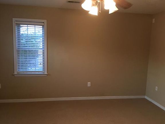5th image of 11533 Pinedale Dr
