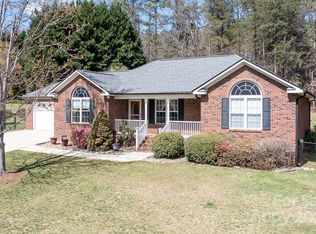 7164 Windy Oaks Dr, Denver, NC 28037