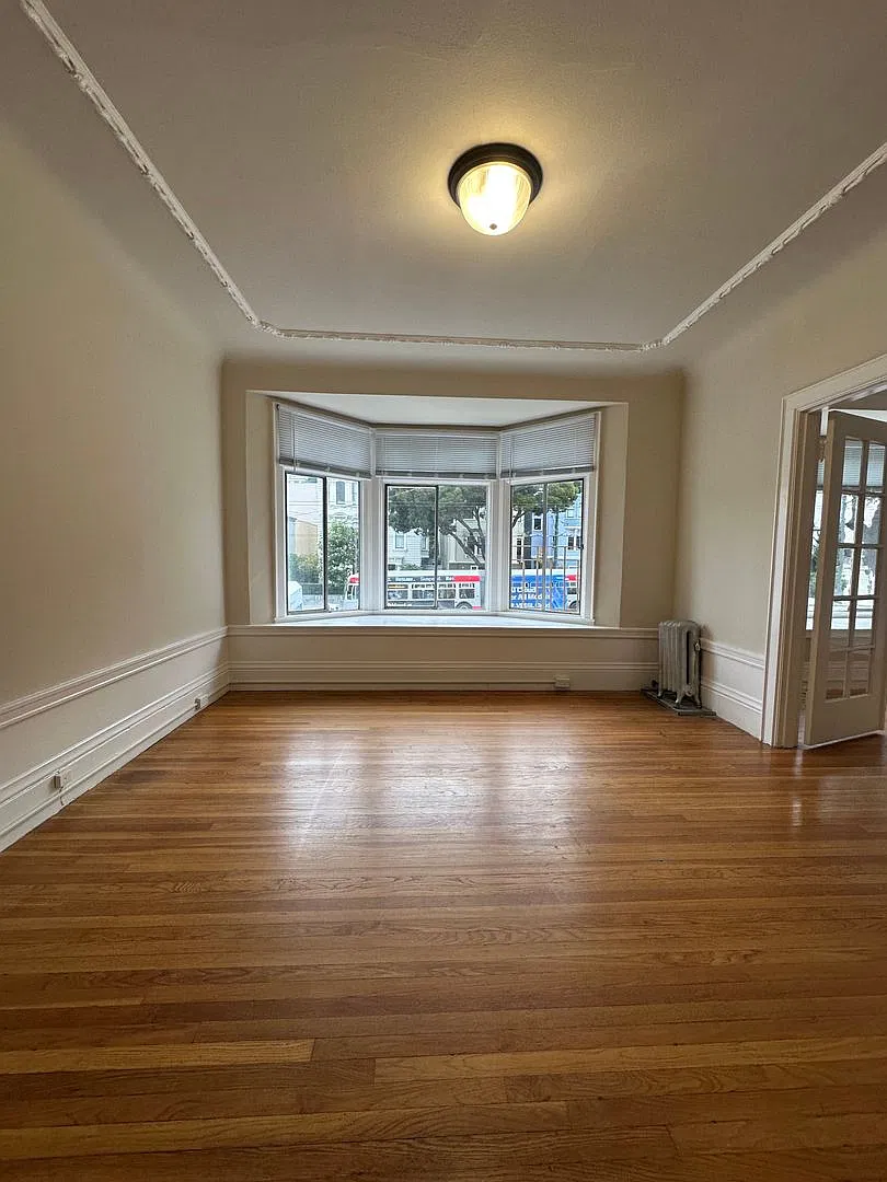 2825 Van Ness Avenue (1370r) — Photo 3