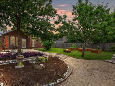 424 Racetrack Dr, Austin, TX, 78748