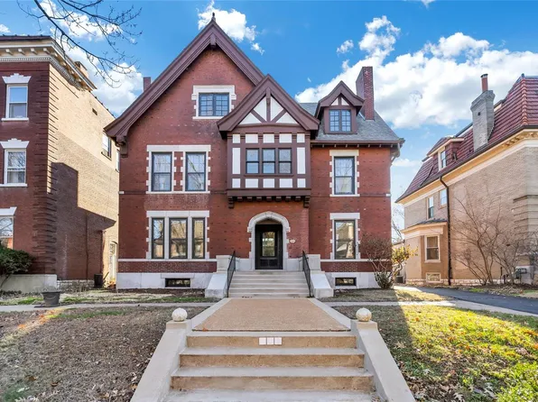 5244 Westminster Pl, Saint Louis, MO 63108