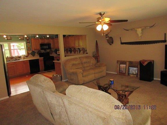 3rd image of 130 Burch Dr NE