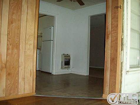 4th image of 803 Kaufman St