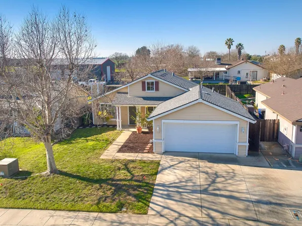 8312 Grand Cru Dr, Sacramento, CA 95829