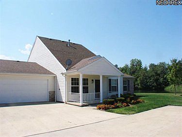 2nd image of 676 N Creek Dr Unit 676