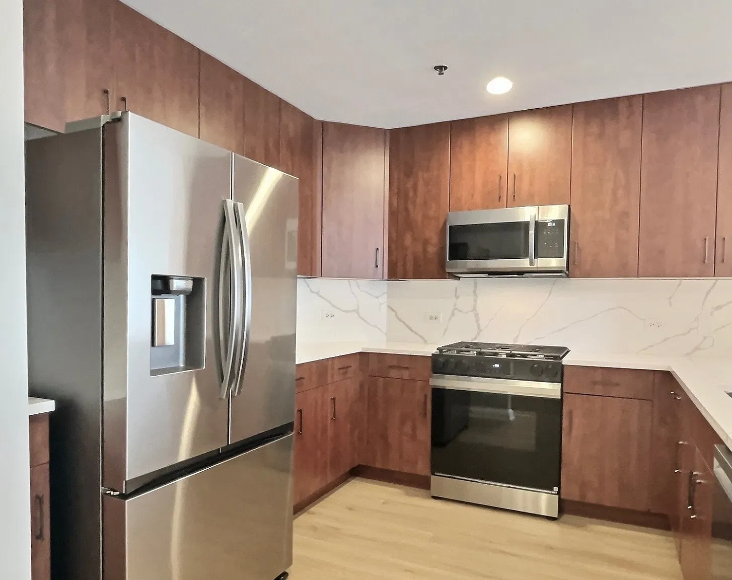 1 bed, 805 sqft, $2,800 — Photo 3