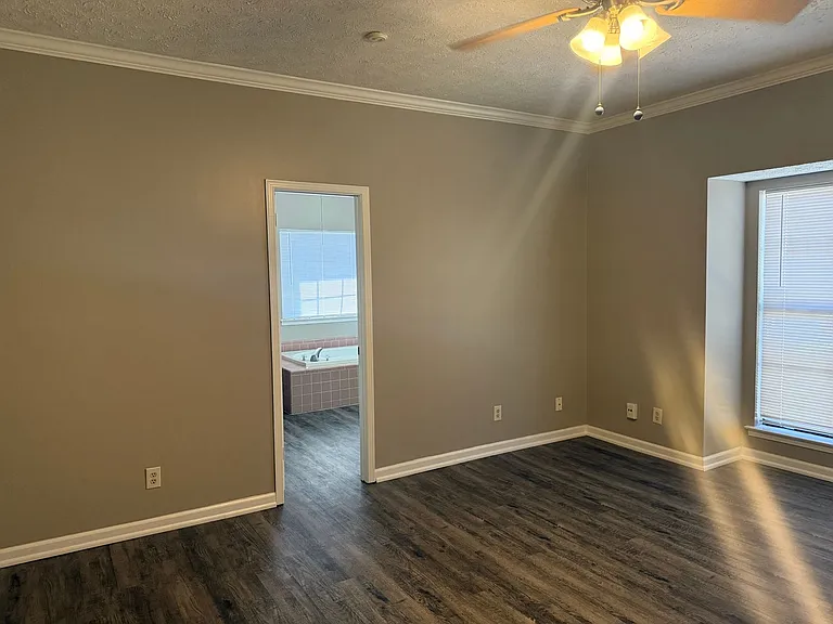1944 Woodrun Dr — Photo 31