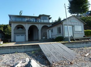 364 Shore Dr, Camano Island, WA 98282