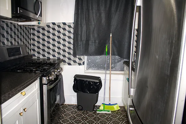 Rented by Highline Residential | media 26