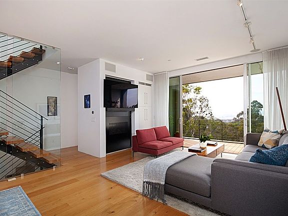 2nd image of 2718 1st Ave #1