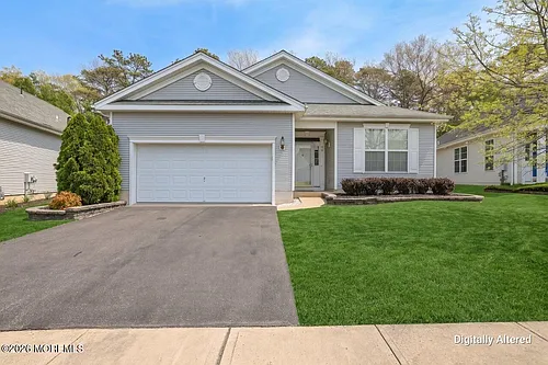 30 Silver Lake Dr Photo 1